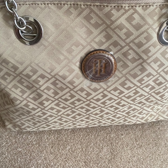 Tommy Hilfiger Bag - Picture 4 of 4